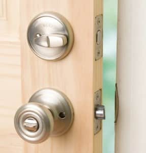 The Best Lock For Your Home: Is Your Lock Really Safe? – 4 Houses a ...